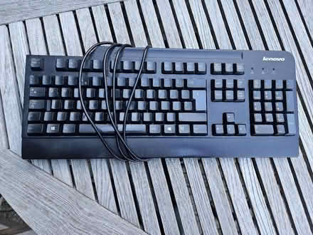 Photo of free Lenovo pc keyboard (Petersfield GU32) #1