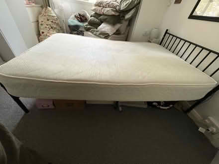 Photo of free 4ft Small Double mattress. (Morrell Avenue OX4) #2