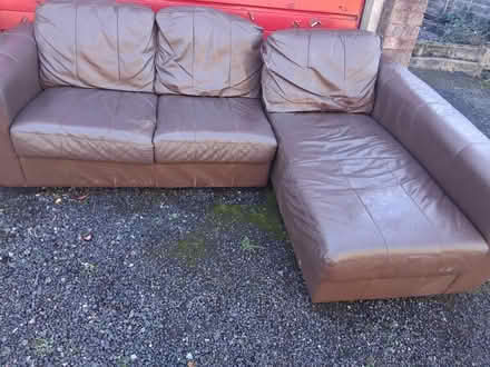Photo of free Brown leather corner sofa (Church Hill South Redditch B98) #1