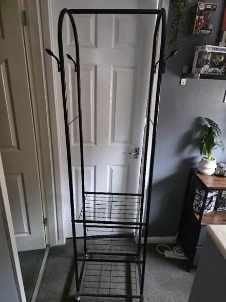 Photo of free Clothes rack (St. Georges TF2) #3