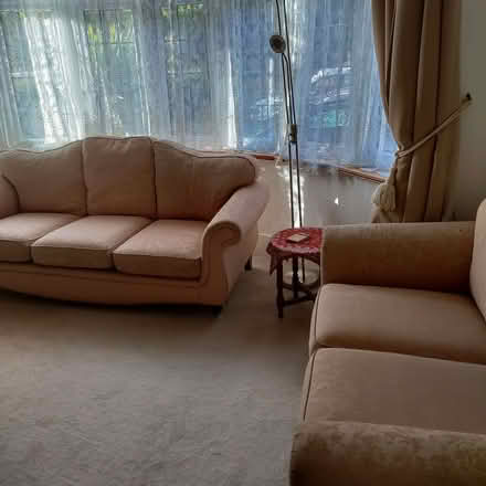 Photo of free Classic vintage pink sofa set (2-seater and 3-seater) (Sanderstead CR2) #1