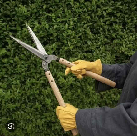 Photo of Garden Shears (Kidlington OX5) #1