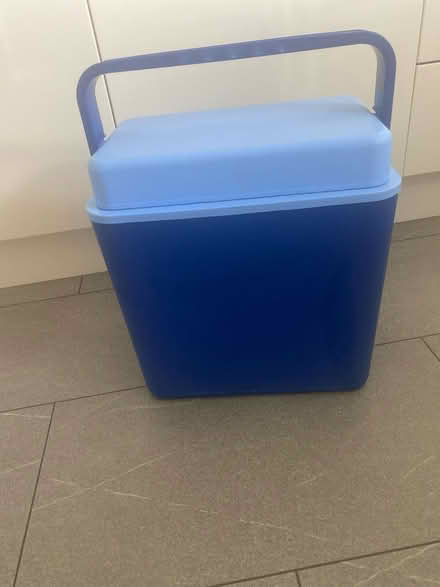 Photo of free Cool box (Harrogate HG1) #1