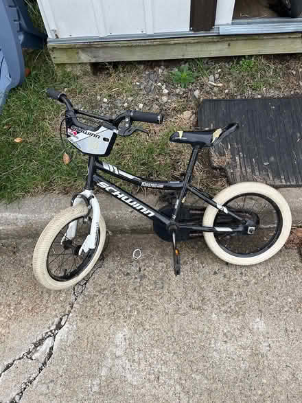 Photo of free 14 inch schwinn (Oradell) #1