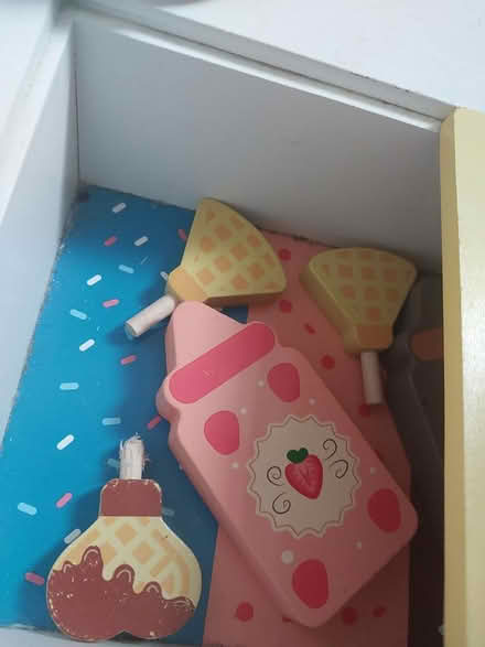 Photo of free Kids ice cream cart (S12 Frechville) #2