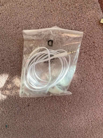 Photo of free JVC ear bud earphones (We G20) #1