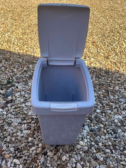 Photo of free Kitchen waste bin (Vale of White Horse SN7) #2