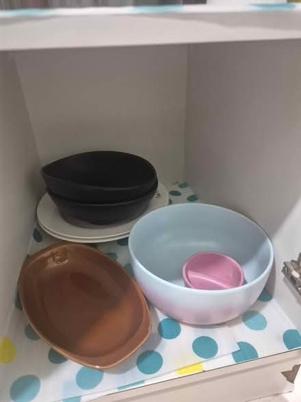Photo of free Well maintained crockery (678181) #3