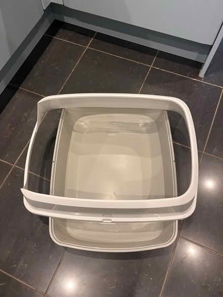Photo of free Cat litter box (Tivoli GL50) #3