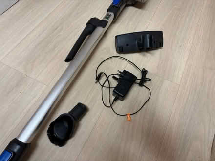 Photo of free Vax Cordless Vacuum Cleaner(Faulty) (North Abingdon OX14) #3
