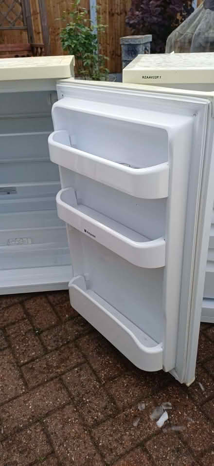 Photo of free Fridge and freezer (Sunny Hill DE23) #2