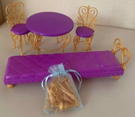 Photo of free Dolls house items (Rooks Nest SG1) #1