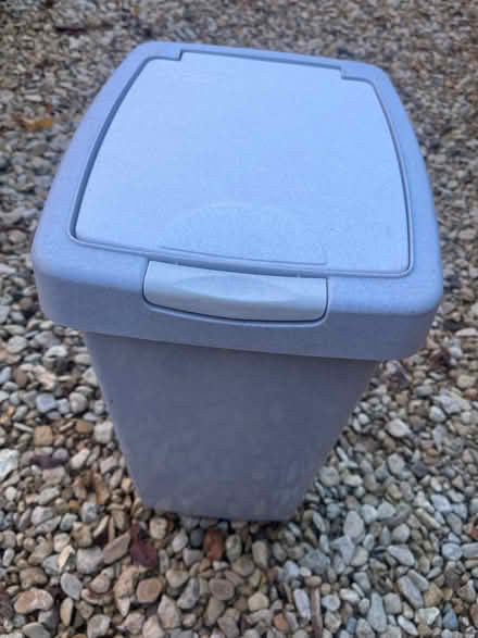 Photo of free Kitchen waste bin (Vale of White Horse SN7) #1