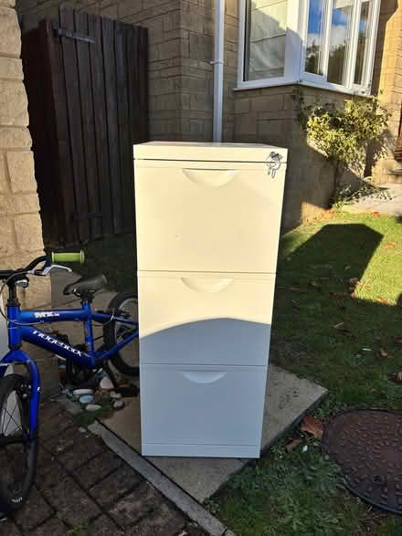 Photo of free metal filing cabinet with key (Peasedown) #1