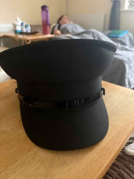 Photo of free chauffeur’s Black hat (WF12 Chickenley / Dewsbury.) #2