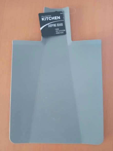 Photo of free Folding chooping board (Ivybridge PL21) #1