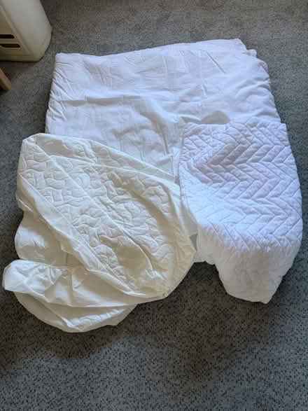 Photo of free Various white cotton bedding items (Horndean PO8) #1