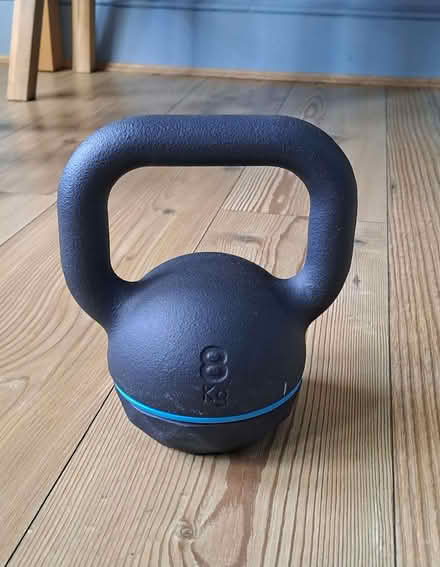 Photo of free 8kg kettlebell (Teddington TW11) #1