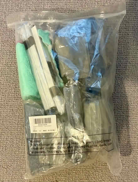 Photo of free Window groove cleaning set - new (East Sheen SW14) #1