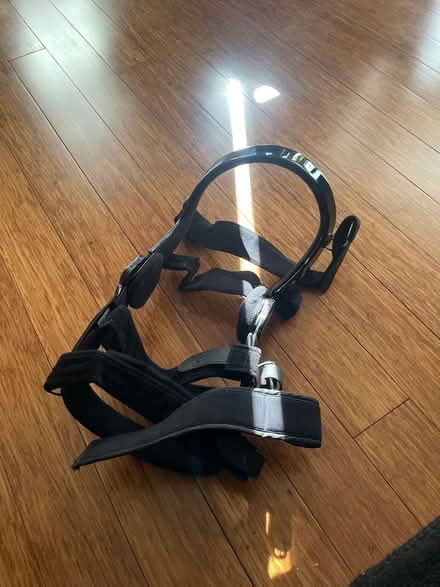 Photo of free Titanium Knee brace (Trelawny Circle L5n6n9) #1