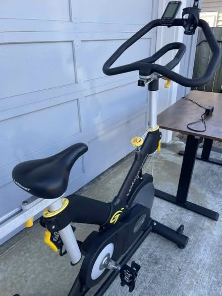 Photo of free LeMond REVMASTER Pro Exercise Bike (El Granada) #3
