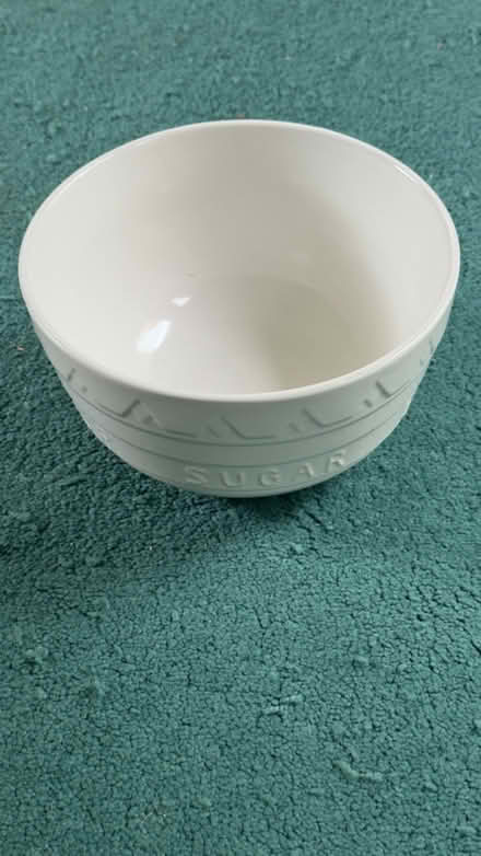 Photo of free 8” mixing bowl (burlington) #1