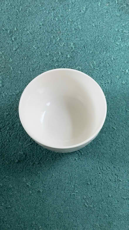 Photo of free 8” mixing bowl (burlington) #2