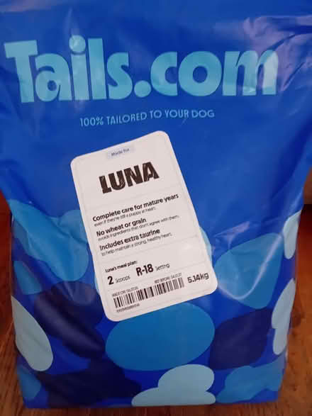 Photo of free Tails.com Dry Dog Food (Lamorbey DA15) #1