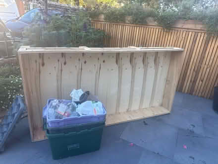 Photo of free Pallet box (London SW19) #1