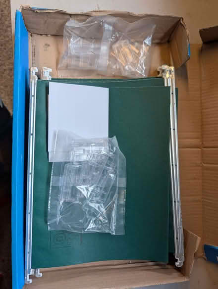 Photo of free A4 file hangers (Inglewhite PR3) #1
