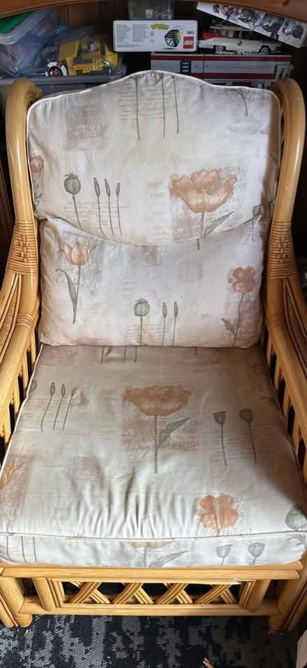 Photo of free 2 conservatory armchairs + stool (DA7 Barnehurst/Bexleyheath) #1