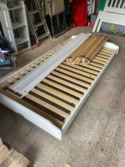 Photo of free Bed frame with pull out bed frame underneath. (Dacorum HP23) #3