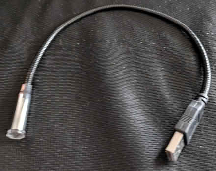 Photo of free USB flashlight (Anna st in Teaneck) #1