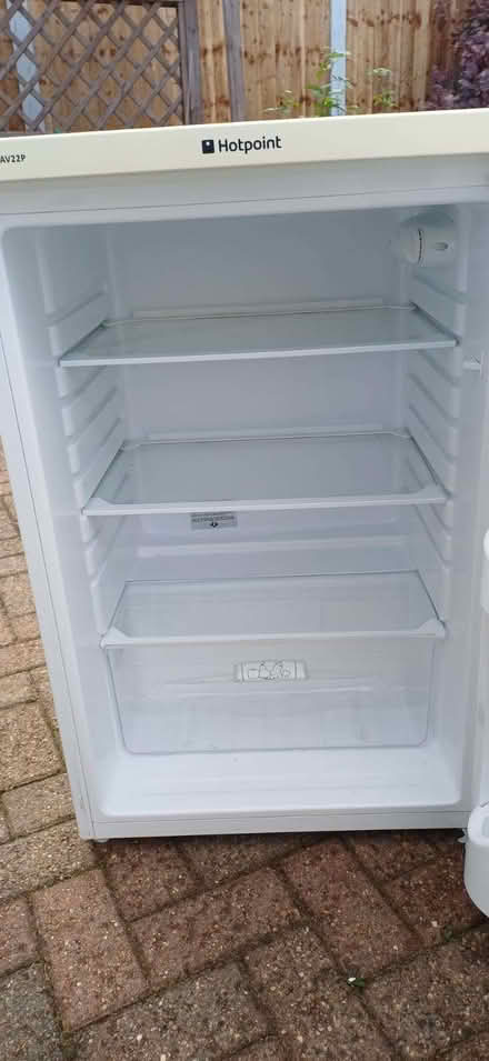 Photo of free Fridge and freezer (Sunny Hill DE23) #4