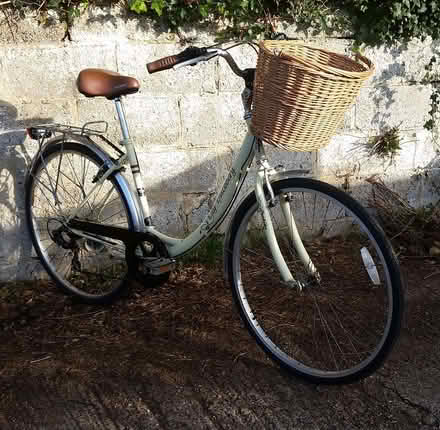 Photo of free Women's Bike : Please read the whole post before you reply (Whitehawk BN2) #3
