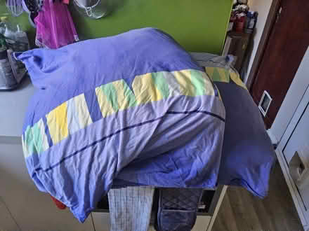 Photo of free Pillows duck down with Removable cases (Putnoe MK41) #1