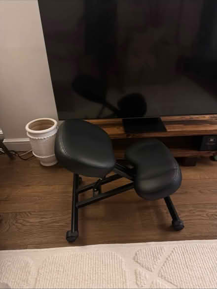 Photo of free Ergonomic kneeling chair (Holywell Green HX4) #1