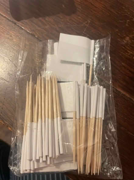 Photo of free BS30 area food flags (The Batch BS30) #1