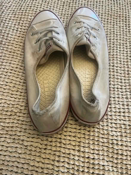 Photo of free Size 6 converse well used (Greenhithe DA9) #3