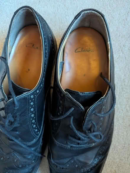 Photo of free Mens shoes 9 (W5) #2