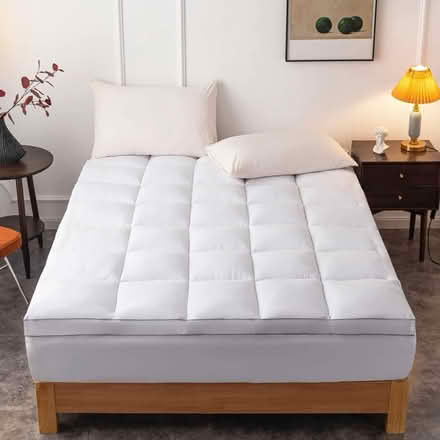 Photo of free Pillow Top Mattress Topper (Queen) (Abingdon) #1