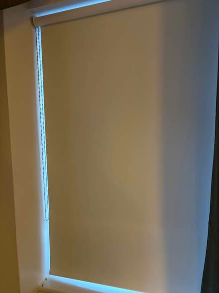 Photo of free No screw, Blind2go blackout roller blind 48cm (Brownswood Park N4) #2
