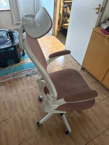 Photo of free Office chair (New Malden) #2