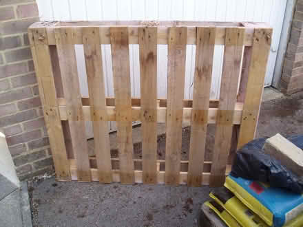 Photo of free Pallet 120cm x 100cm. Good Clean Condition. (Yateley GU46) #1