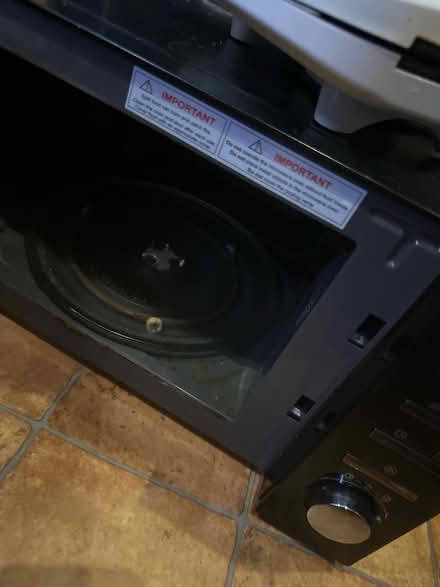 Photo of free Microwave and sandwich (Br2 6AR) #4