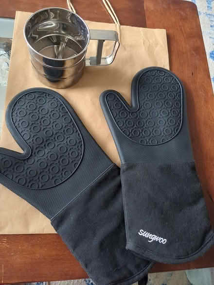 Photo of free Oven gloves and flour sifter (Mount Holly) #1