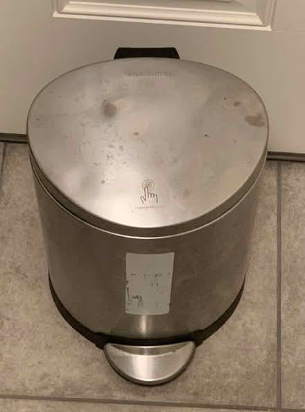 Photo of free Simplehuman 1.6 gal step trash can (Union Square/Prospect Hill) #2