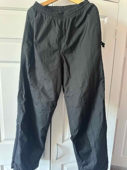 Photo of free Size 14R women’s over trousers (Lower Island CT5) #1