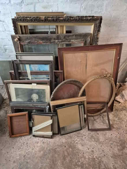 Photo of free Antique picture frames - free collect from Wightwick (Wightwick WV6) #3