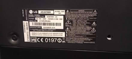 Photo of free 43 inch TV (Hackney E8) #3